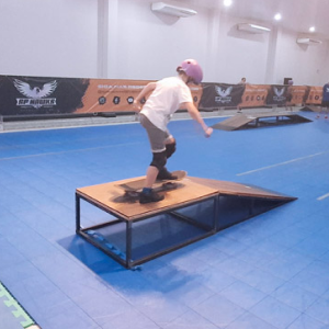 Evento Skate Experience - Obstáculos de street e equipamentos de segurança